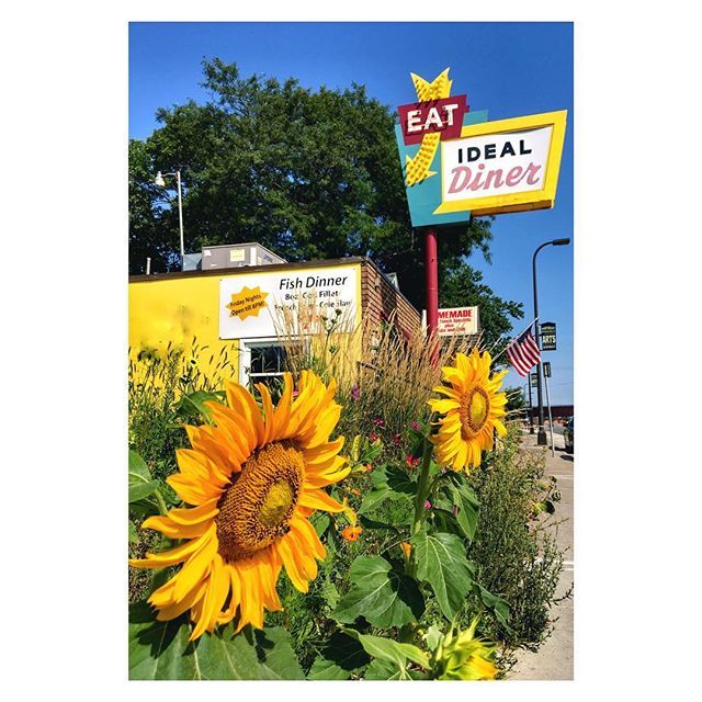 Instagram image by Ideal Diner
